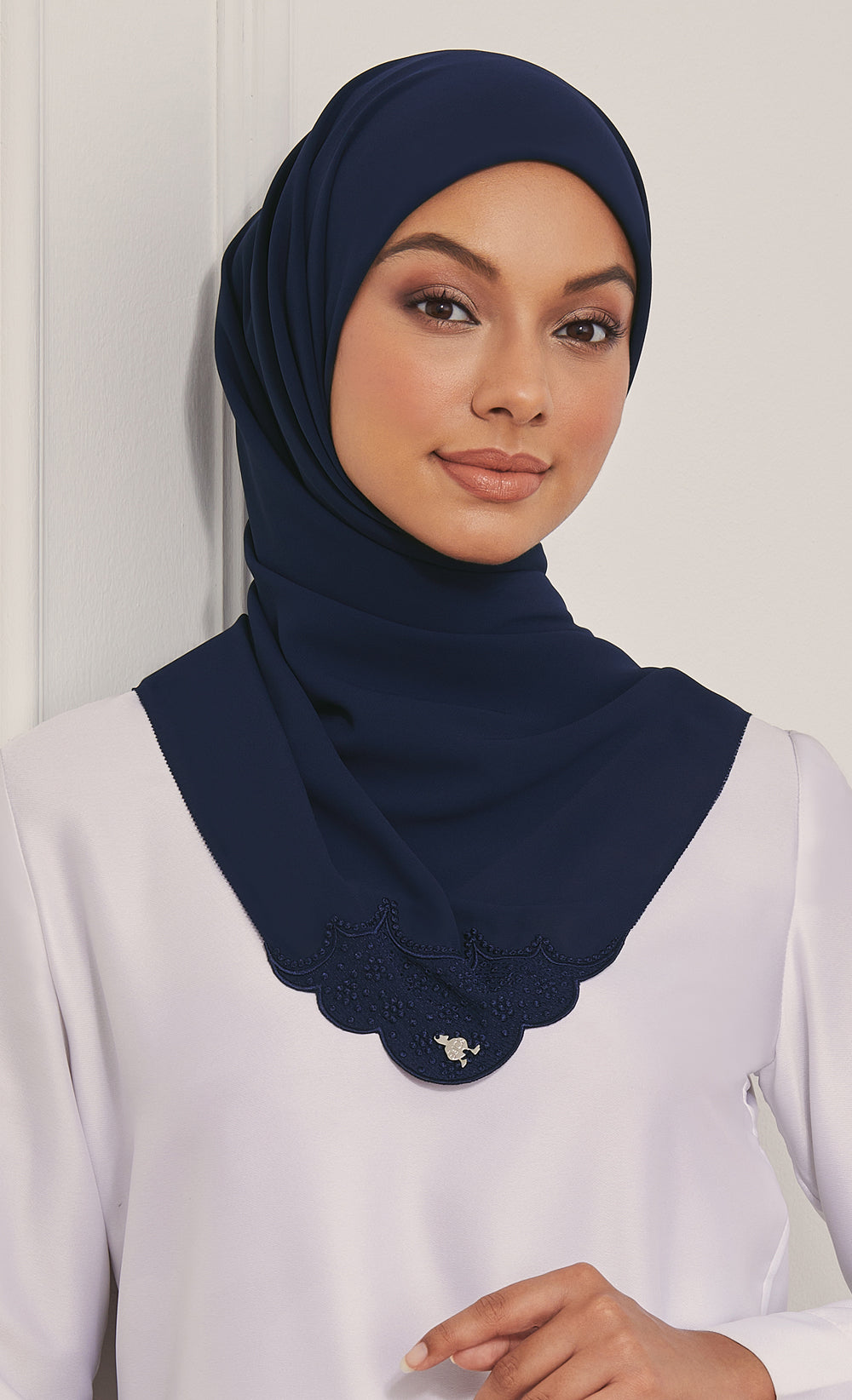 Frappe Dandelion Square Scarf in Clear Navy