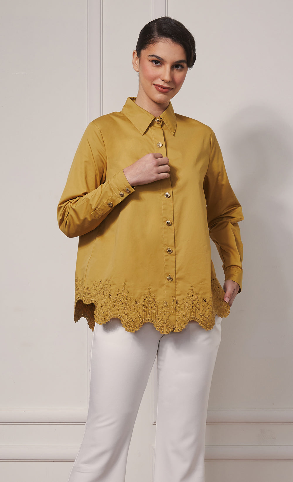 Rianna Shirt with Deco Lace in Yellow