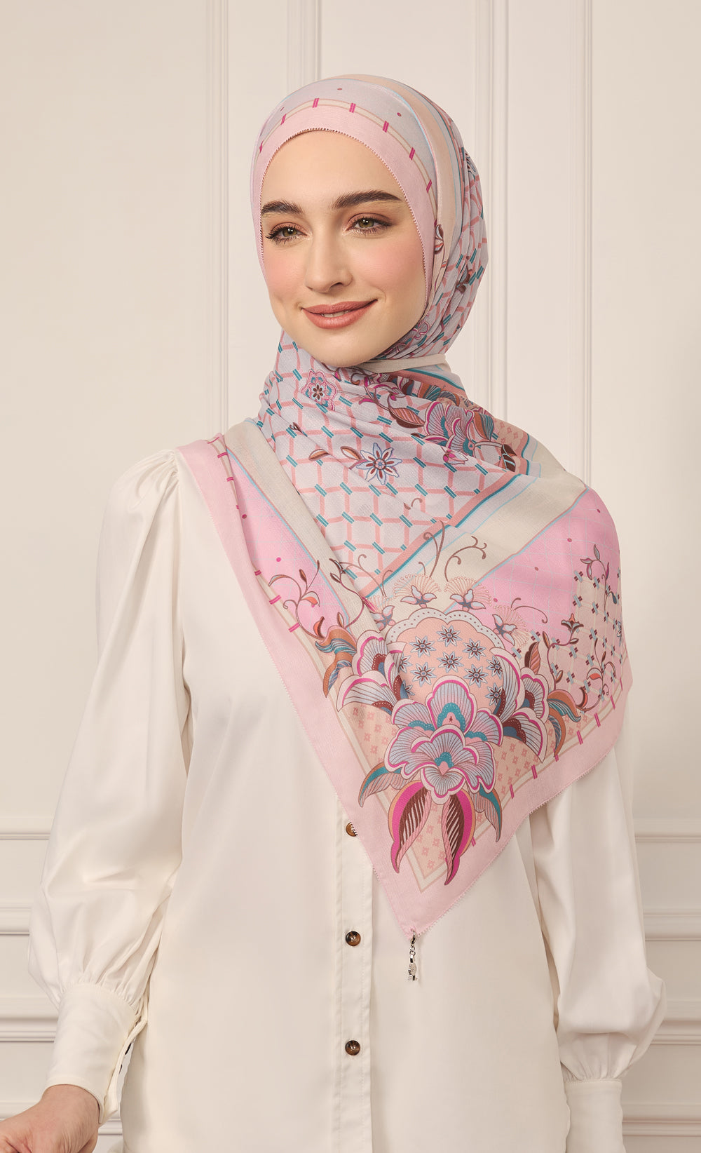The Lantera dUCk Shawl in Courage