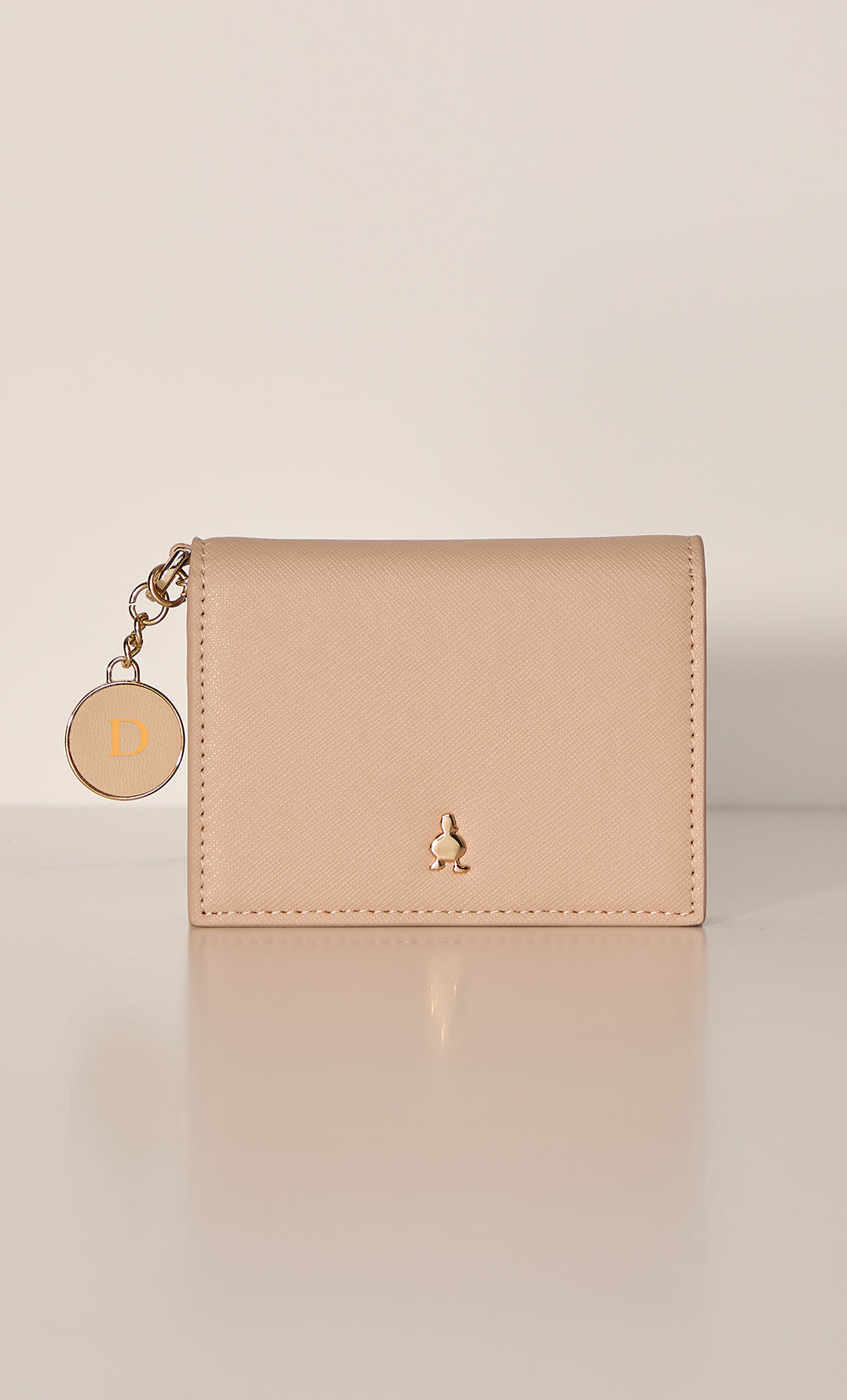 Clingy Card Holder with Chain in Nude