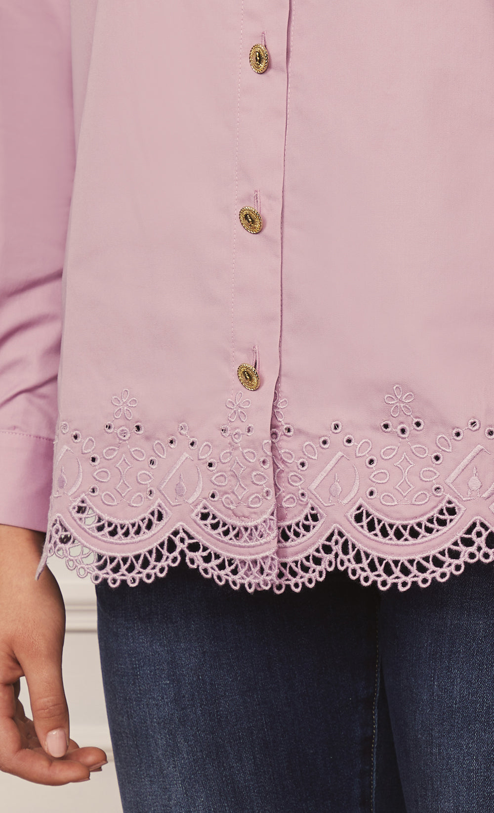 Rianna Shirt with D Monogram Lace in Lilac