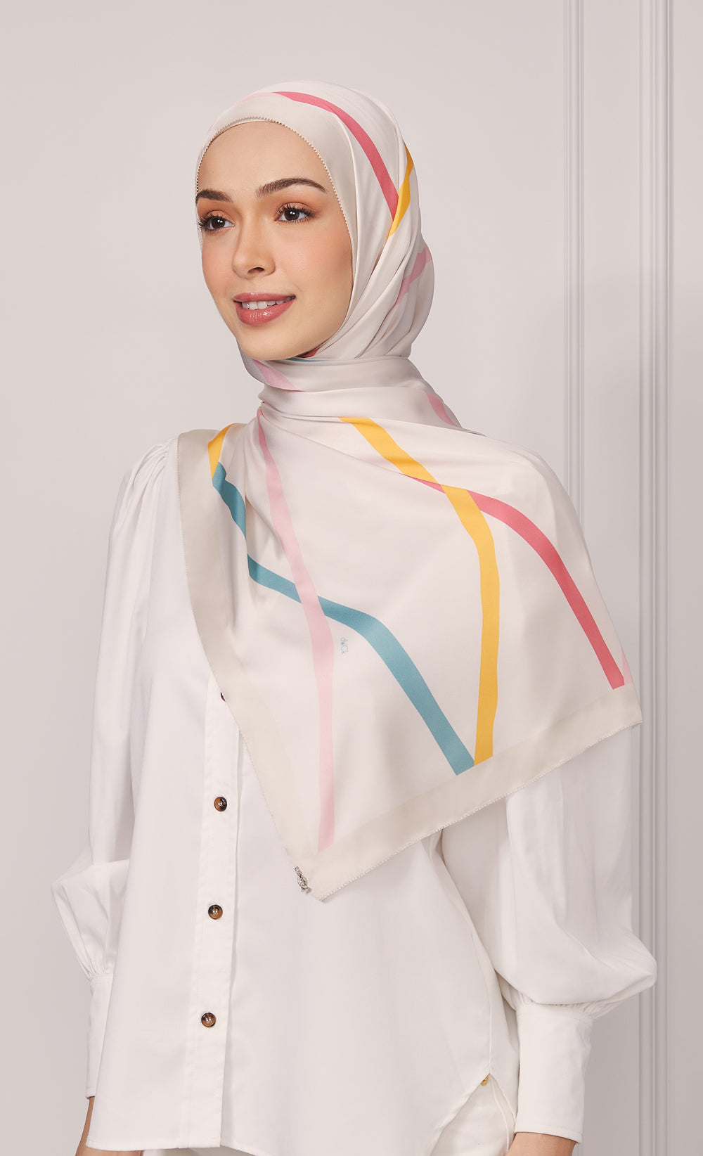 The Blurred Lines dUCk Shawl in Macaron