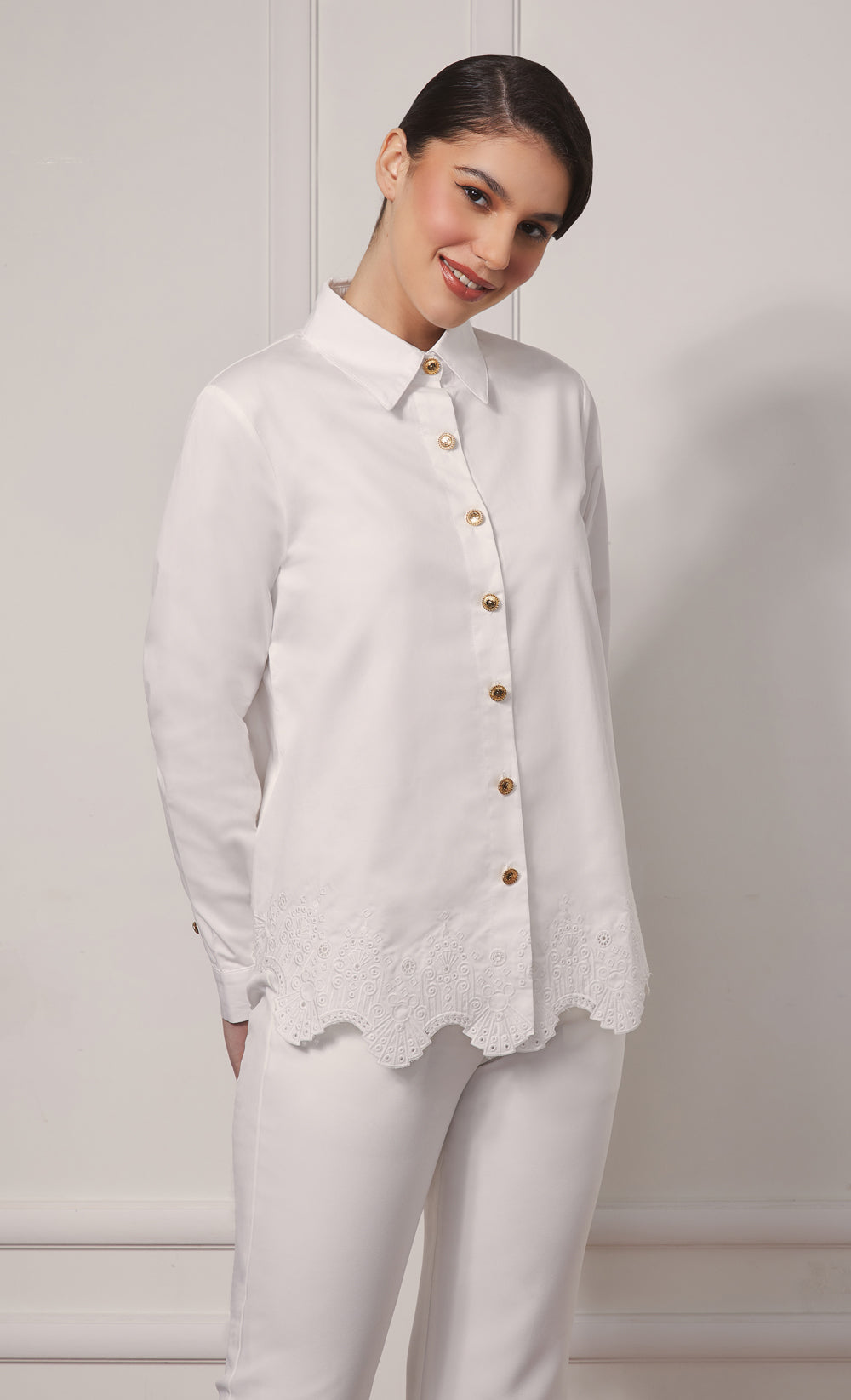 Rianna Shirt with Deco Lace in White