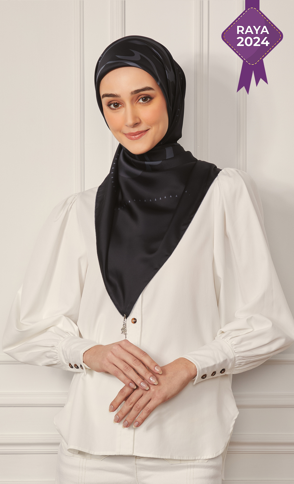 The Nisa dUCk Square Scarf in Walidah