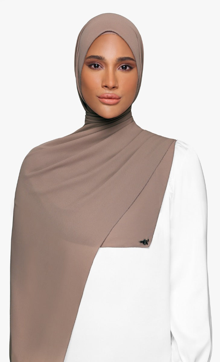 Frappe Shawl with nanotechnology in Brown