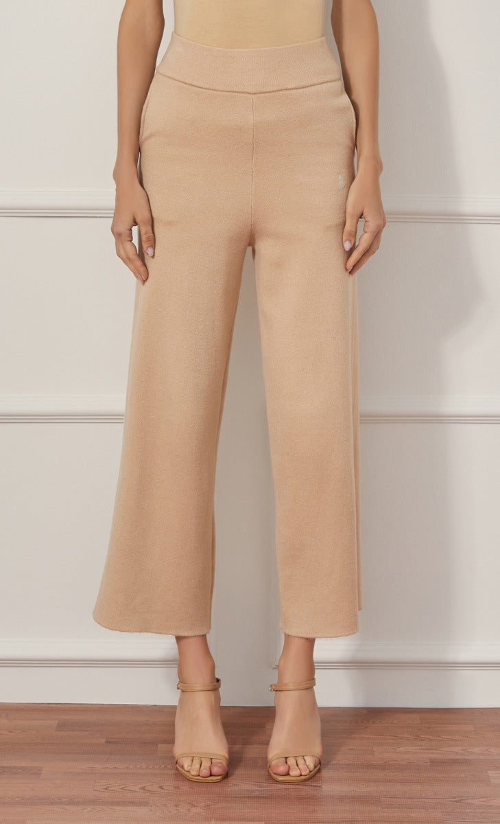 Knitted Pants in Beige