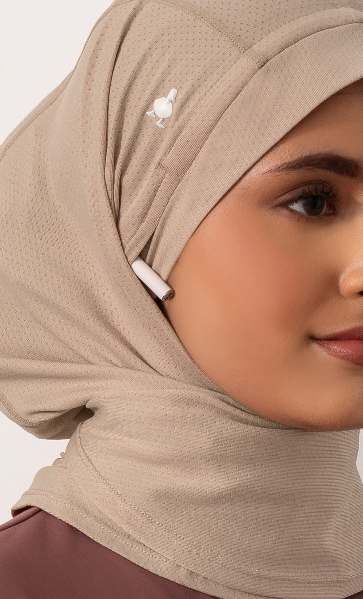 The Sporty dUCk Active Scarf in Nude